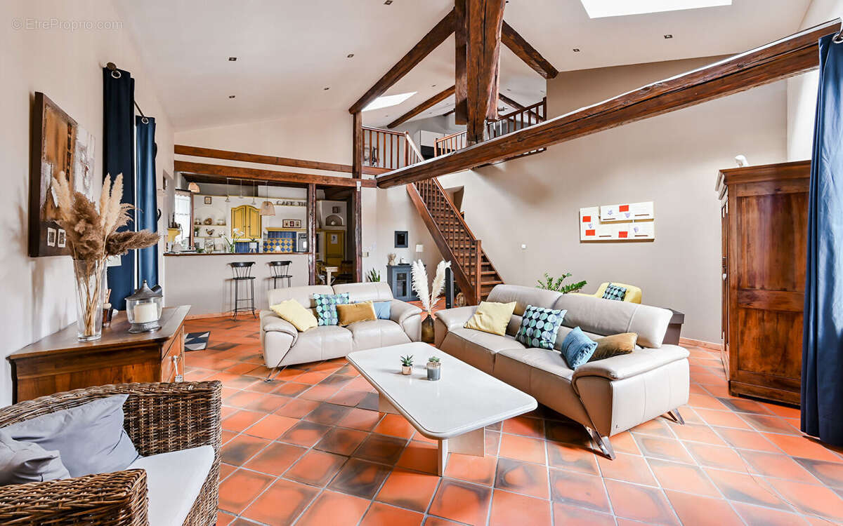 Appartement à GIVORS