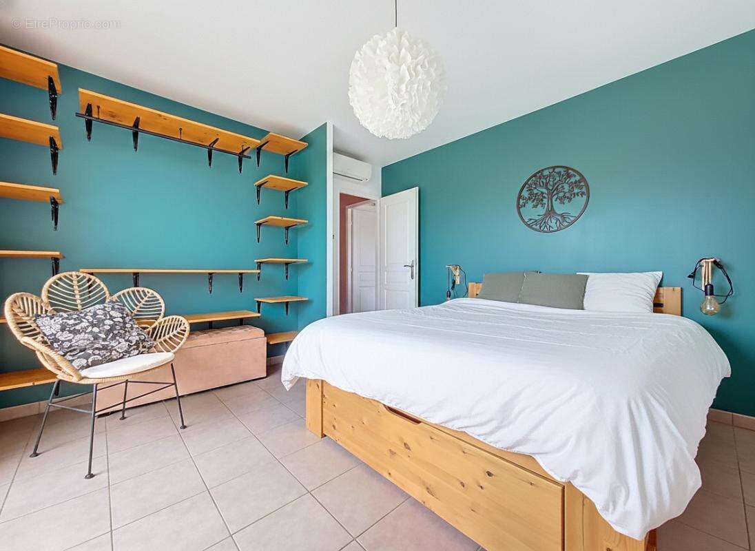 Appartement à LUZINAY