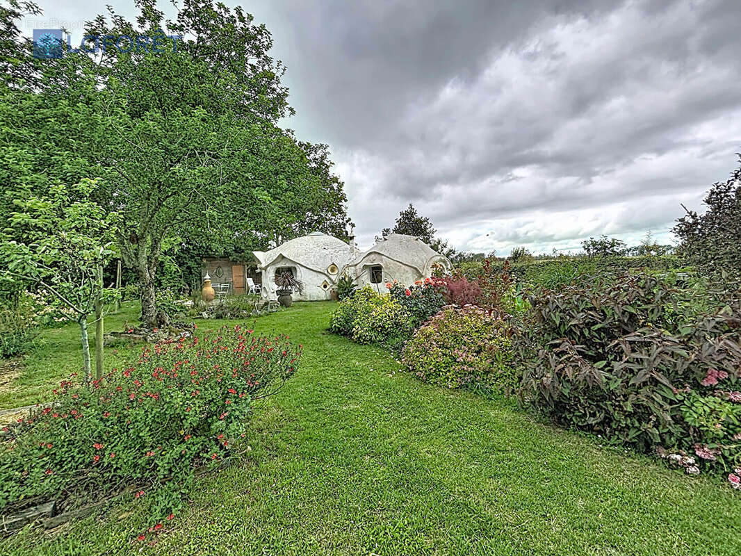 Maison à CAUDAN