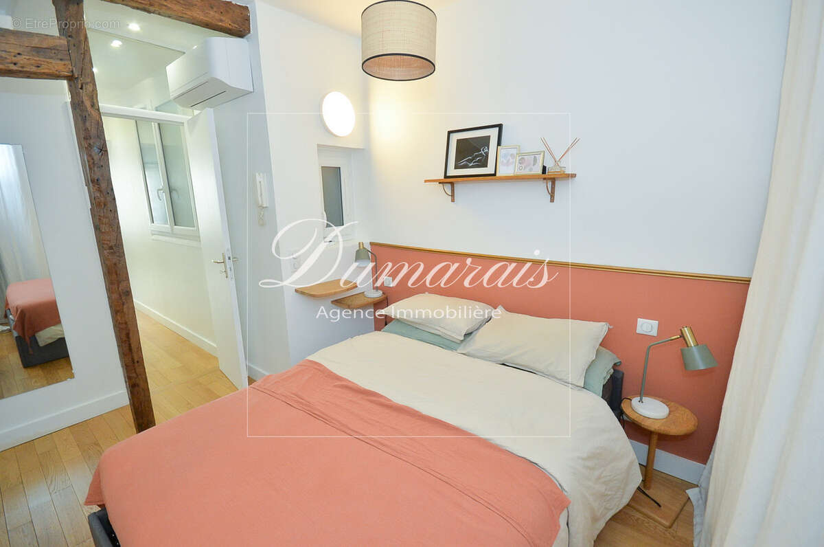 Appartement à PARIS-4E