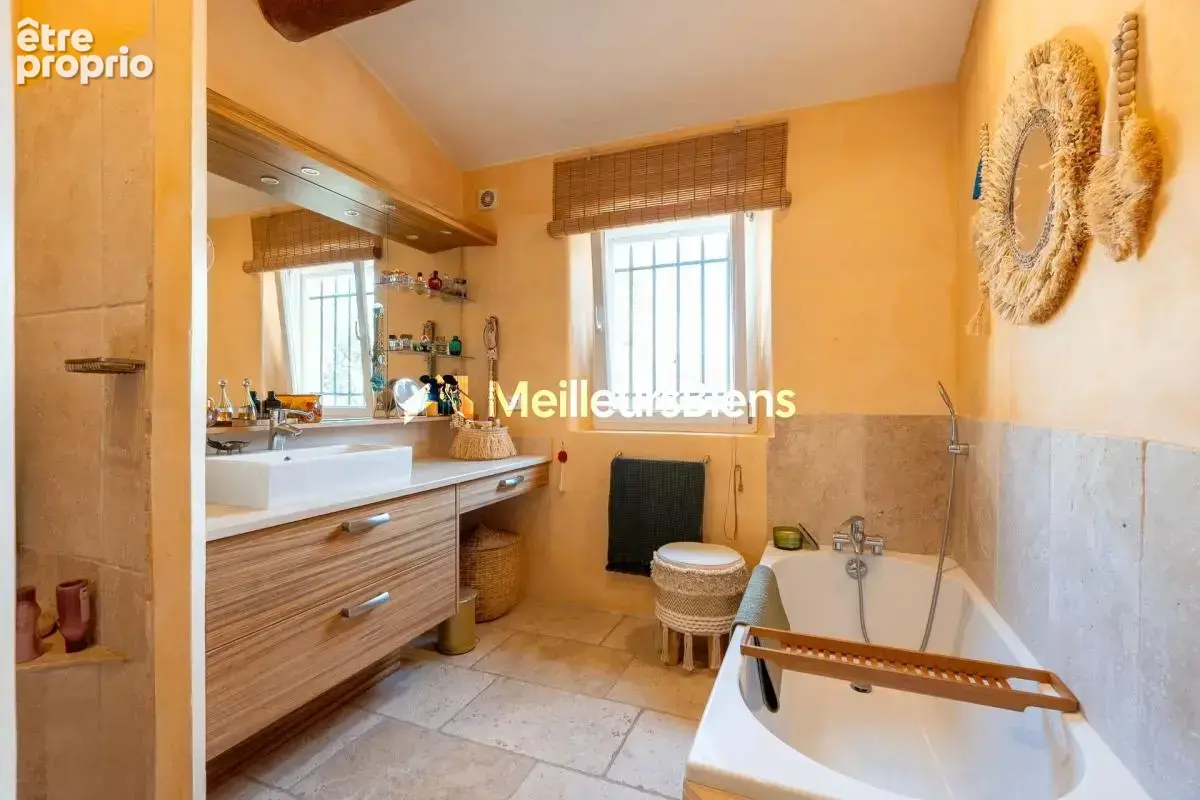 Bastide provençale de 170 m² à Istres, vue sur l'étang - photo 10