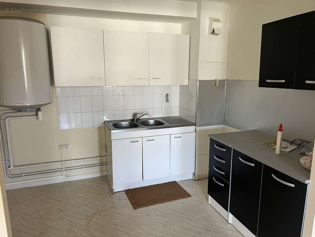 Appartement à CHAROLLES