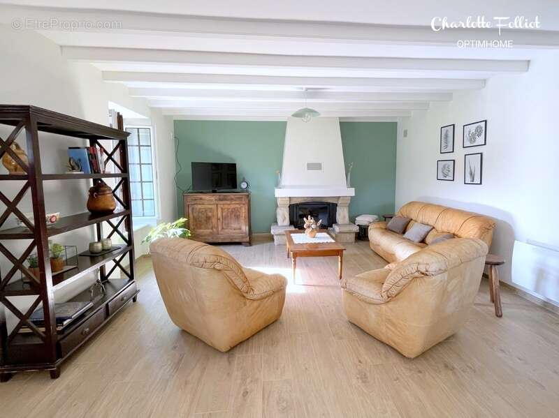 Maison à SAINT-LORMEL