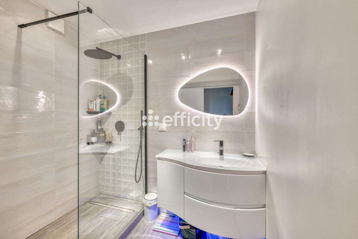 Appartement à NOGENT-SUR-MARNE