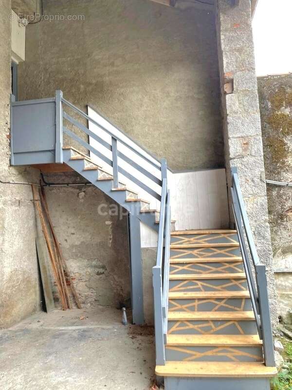 Appartement à MONTREJEAU