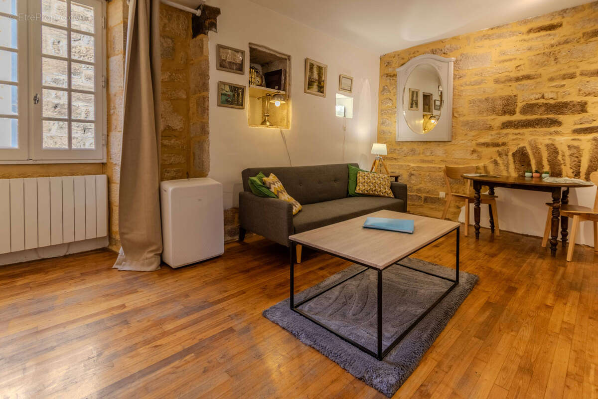 Appartement à SARLAT-LA-CANEDA