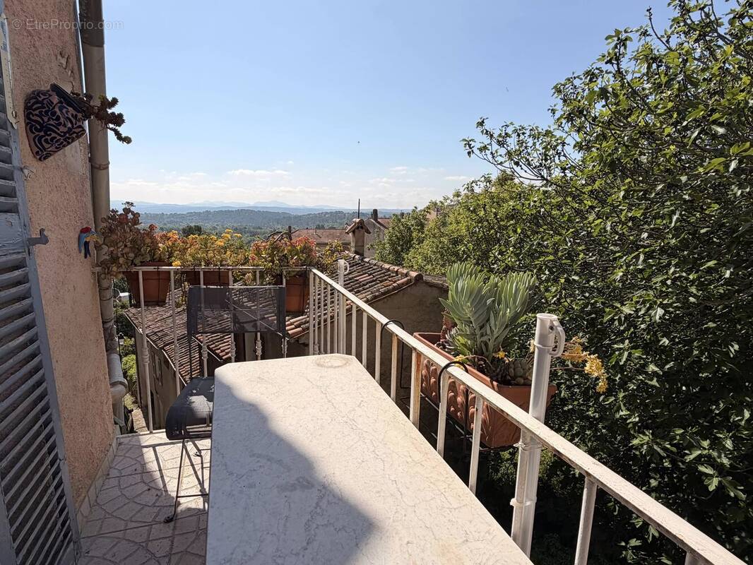 Appartement à SEILLANS