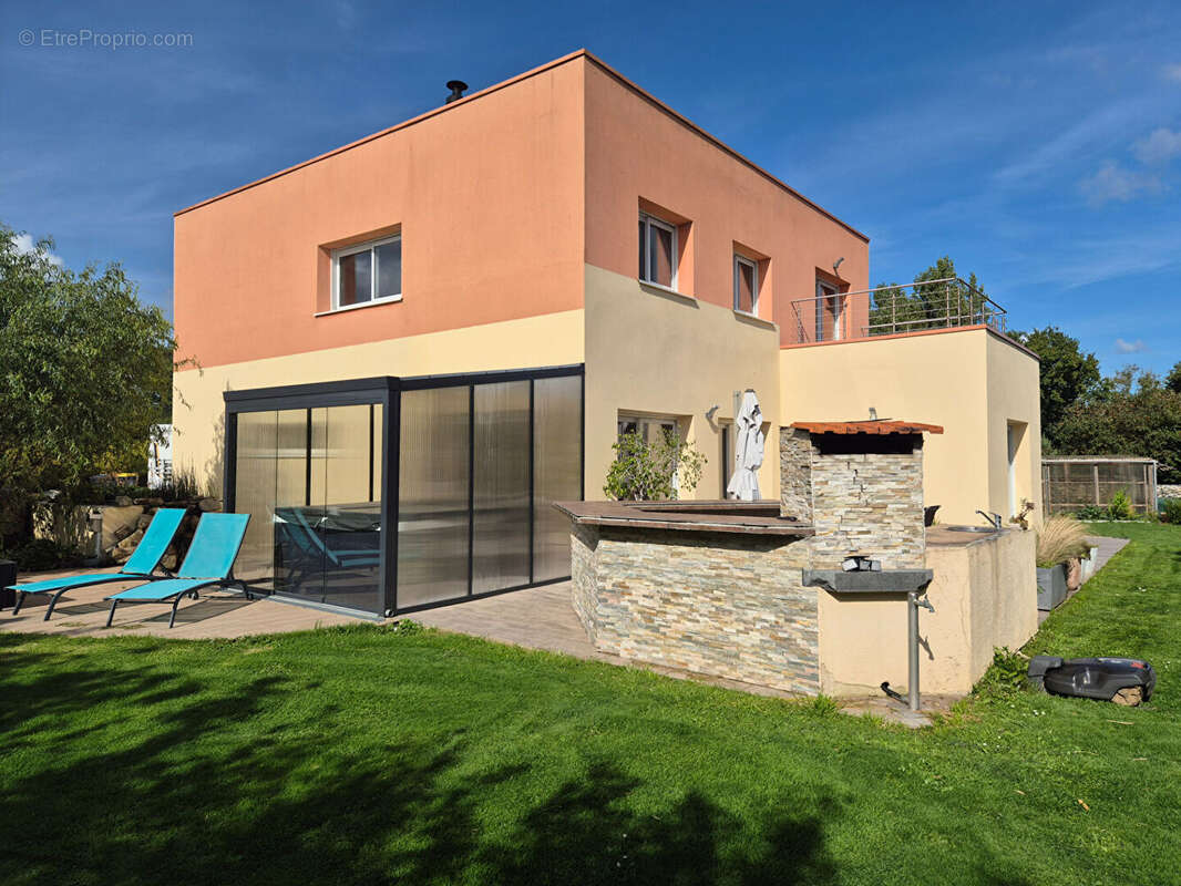 Maison à SAINT-FLOXEL