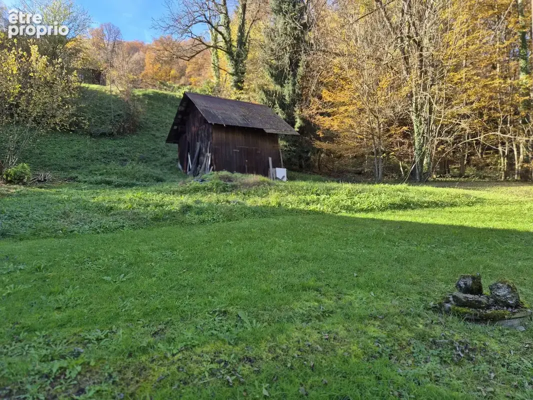 Bâtisse à rénover + maisonnette, 1484 m2 de terrain ! - photo 3