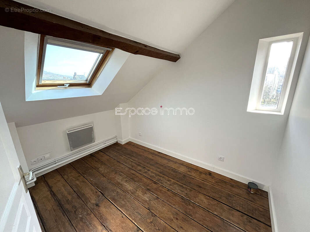 Ensemble immobilier vendu loué de deux maisons avec dépendances - 115m² - MONTVILLE - photo 12