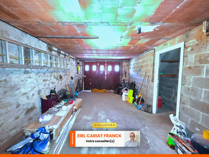 Maison à SAINT-ETIENNE-DE-FURSAC