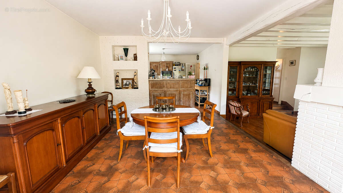 Maison à LAMORLAYE