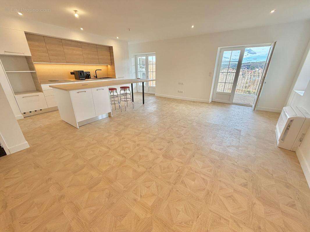 Appartement 3 pièces avec terrasse en centre ville - photo 3