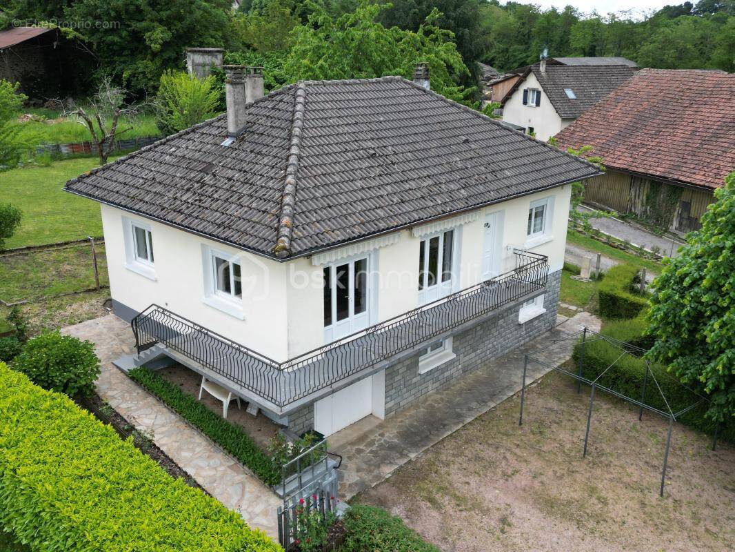 Maison à BUSSIERE-GALANT