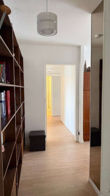 Appartement à LEVALLOIS-PERRET