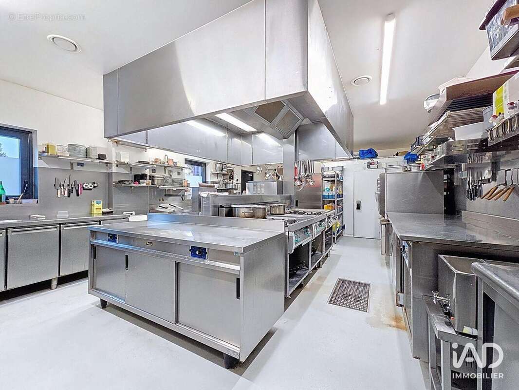 Photo 8 - Commerce à TIGERY