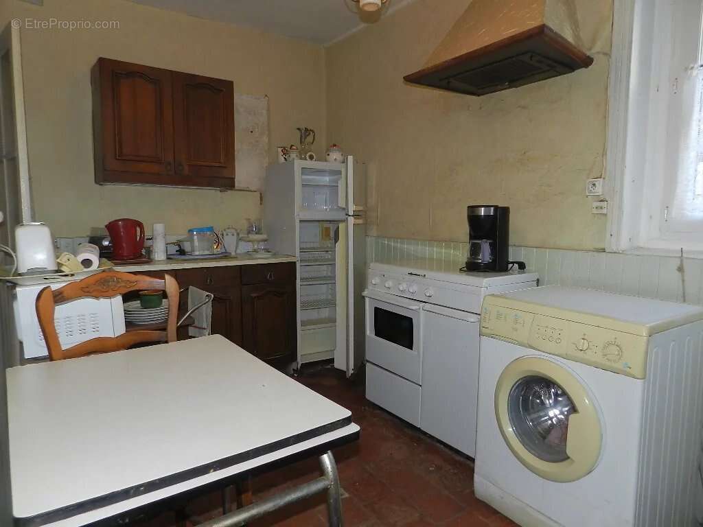 Maison à SAINT-PIERRE-SUR-DIVES