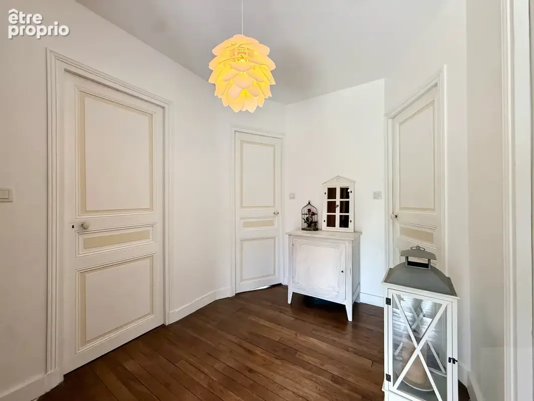 Moreuil - maison mitoyenne - 6 chambres - jardin - garage - dependance -  aucun travaux - photo 5
