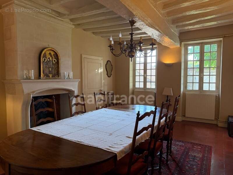 Maison à vendre 9 pièces GY L'EVEQUE (89) Propriété de caractère de 185 m2 4 chambres plus bureau   Terrain - photo 9