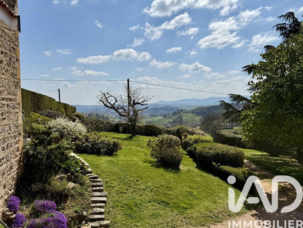 Photo 1 - Maison à LE BOIS-D'OINGT