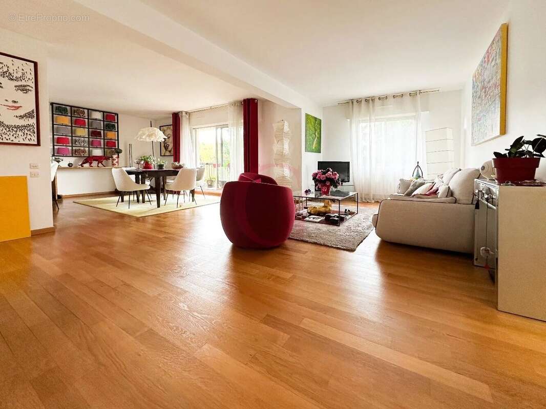 Appartement à BOURG-LA-REINE