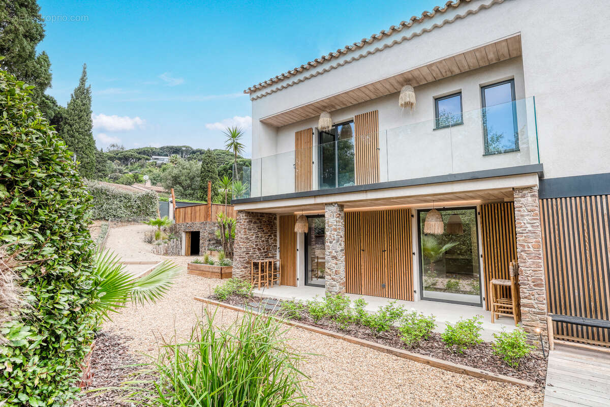 Maison à LA CROIX-VALMER