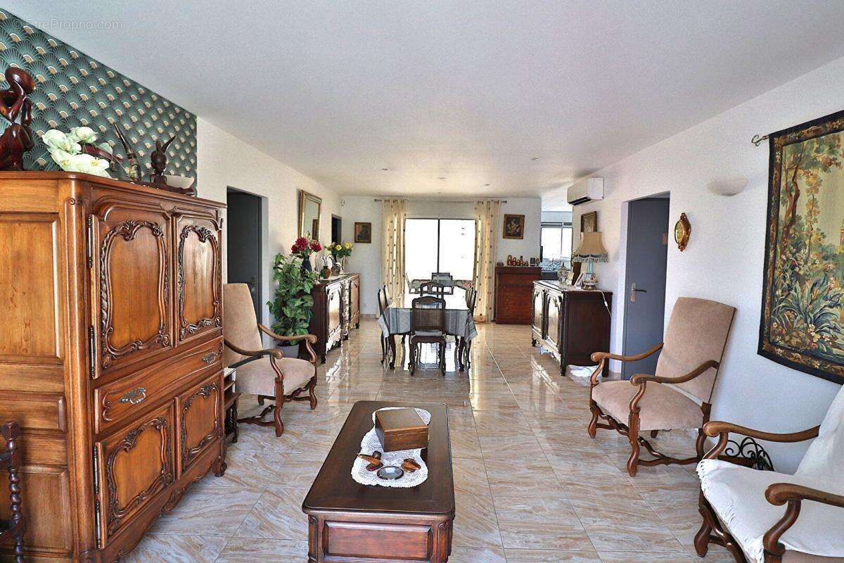 Villa Pia 4 pièce(s) 115 m2 sur un terrain de 363m² - photo 4
