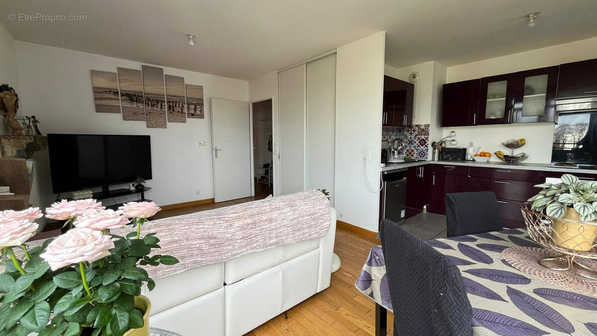 Appartement à THIAIS