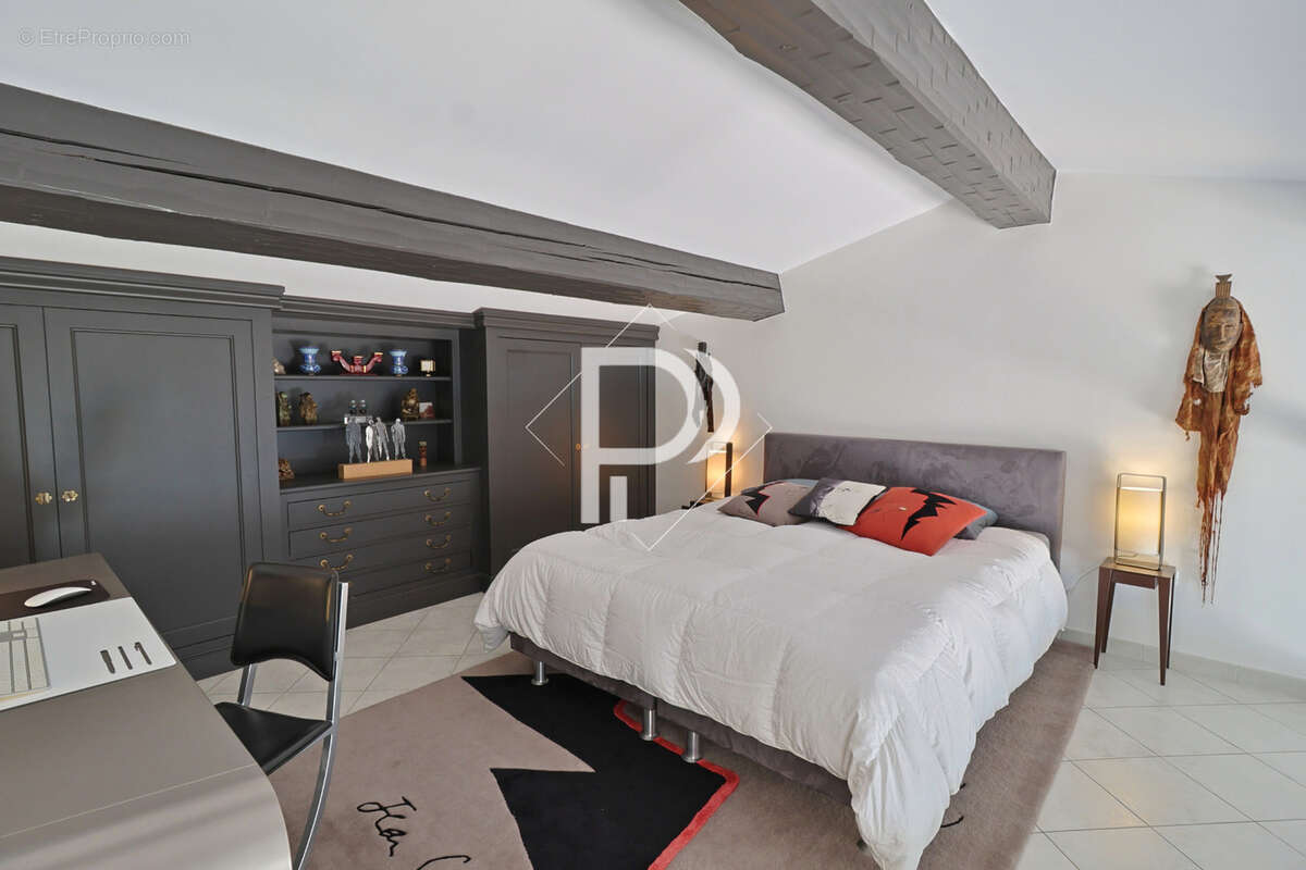 Maison à PLAN-DE-LA-TOUR