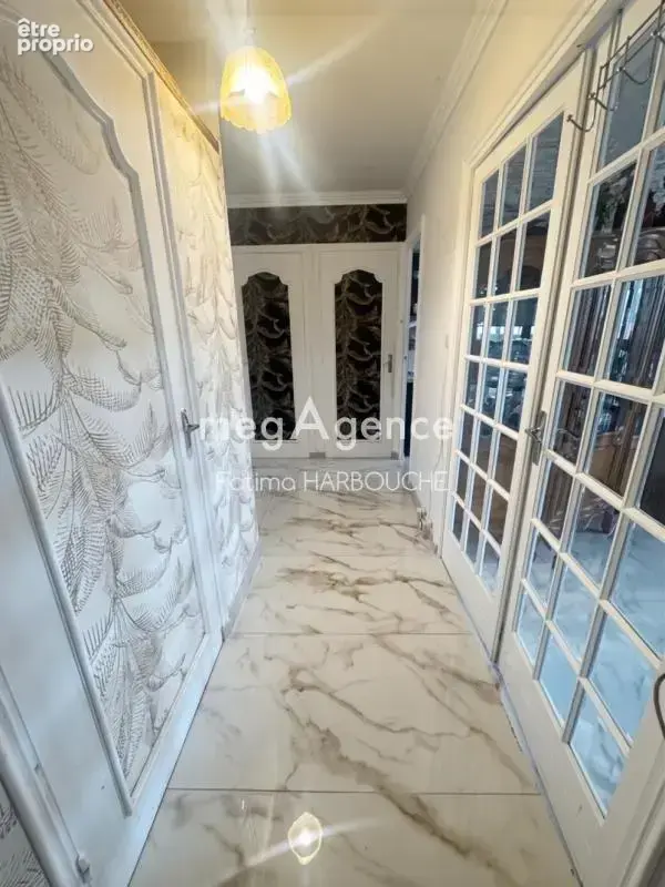Bel appartement au cœur de St Etienne (avec garage) grand balcon +Cave+Ascenceur - photo 5