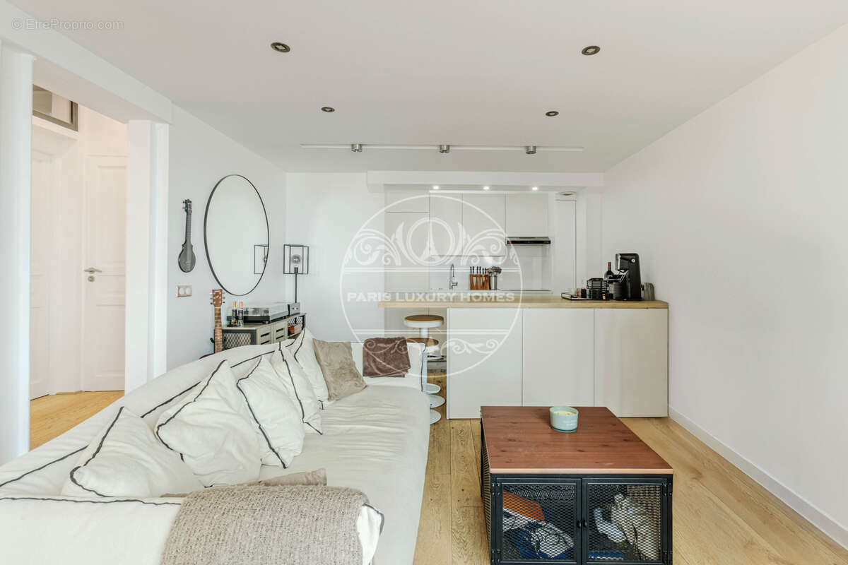 Appartement à PARIS-4E