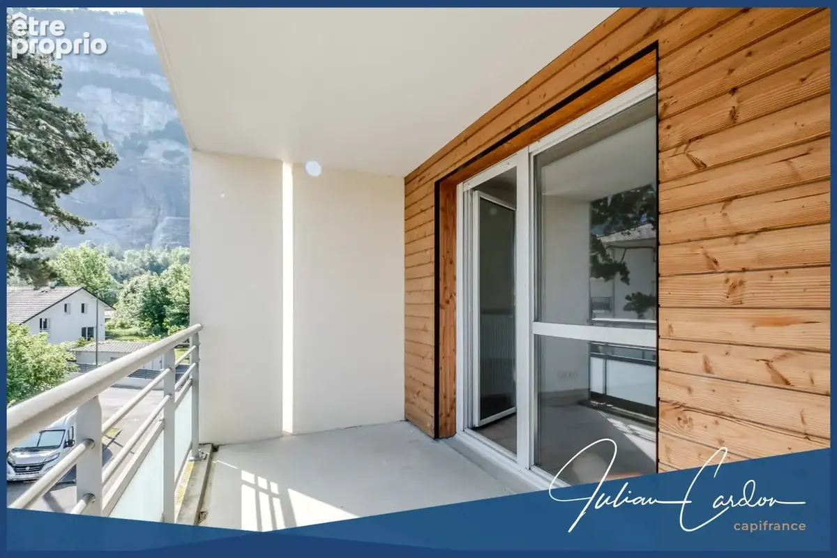 Appartement T3 à vendre à Etrembières - photo 2