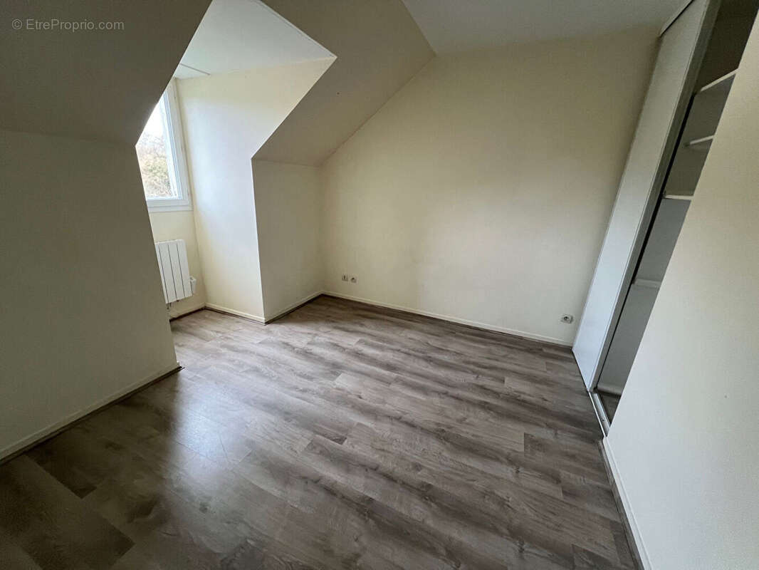Appartement à EPERNON