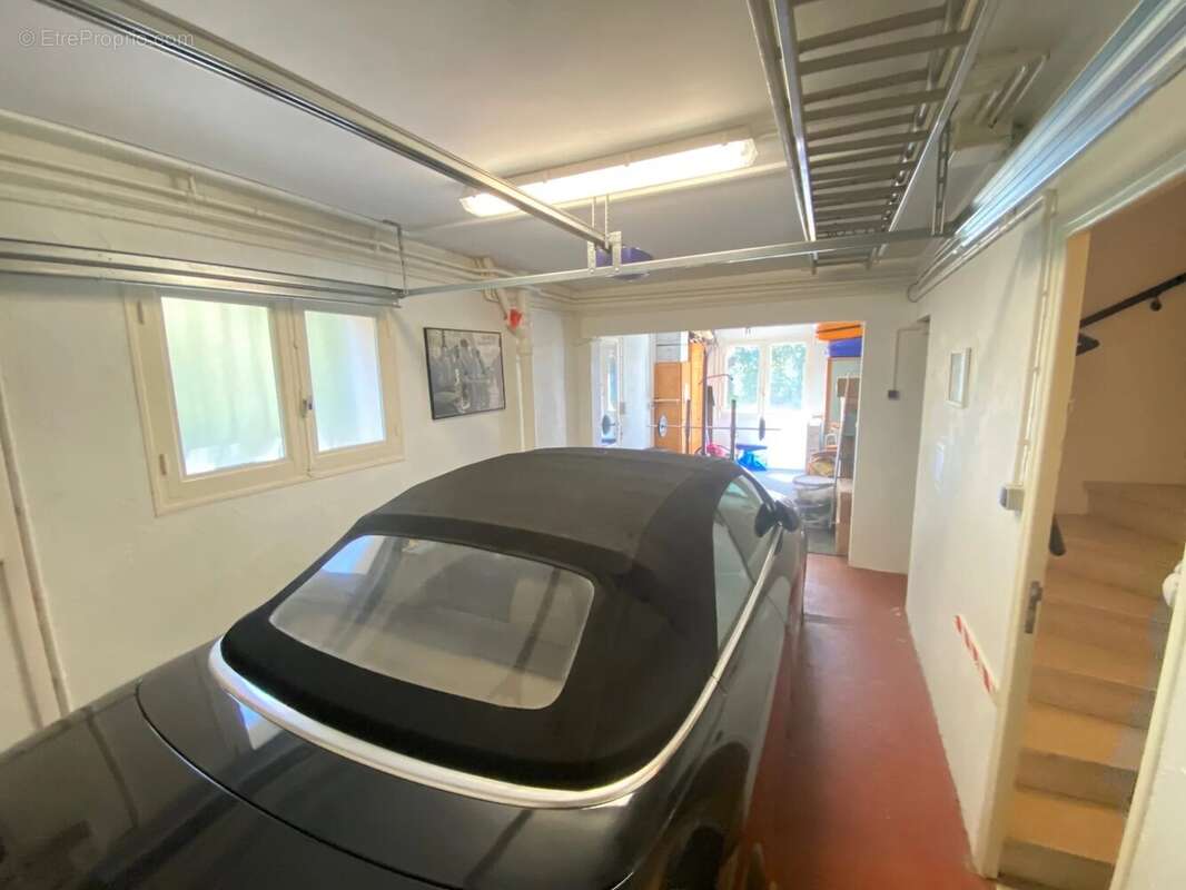 Maison à LA LONDE-LES-MAURES