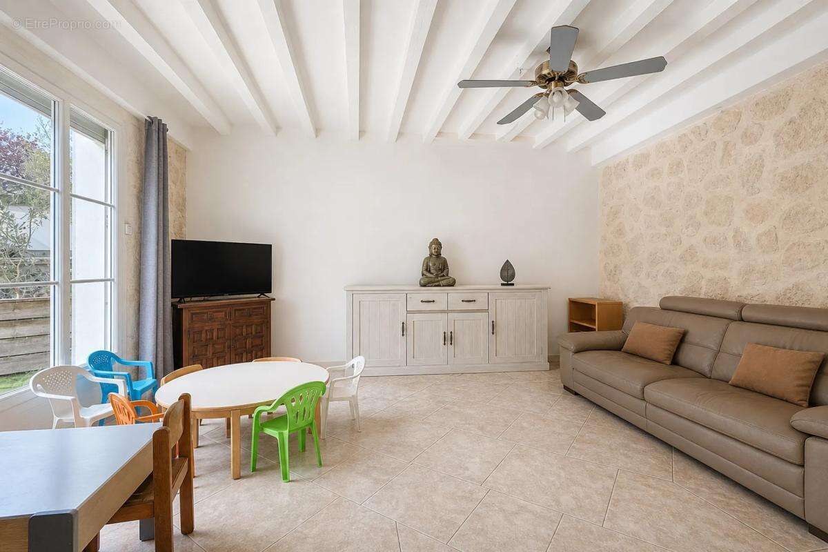 Belle maison de 7 pièces à Savins, 200 m² - photo 12