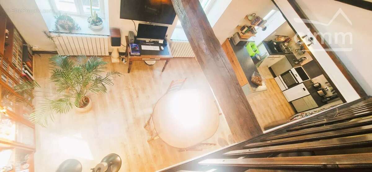 Appartement à LA TOUR-DU-PIN