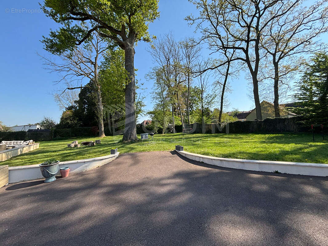 Maison à SAINT-GEORGES-SUR-BAULCHE