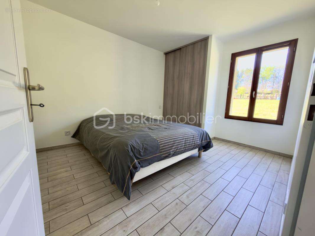Maison contemporaine de plain-pied – Lumineuse – Grand terrain - photo 13