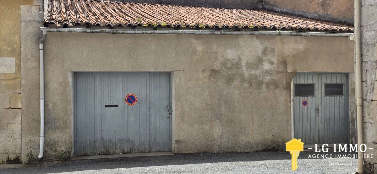 Maison à SAINT-FORT-SUR-GIRONDE