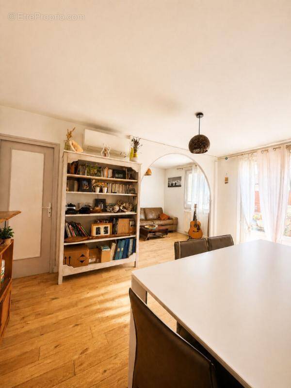 Appartement à LA TRONCHE