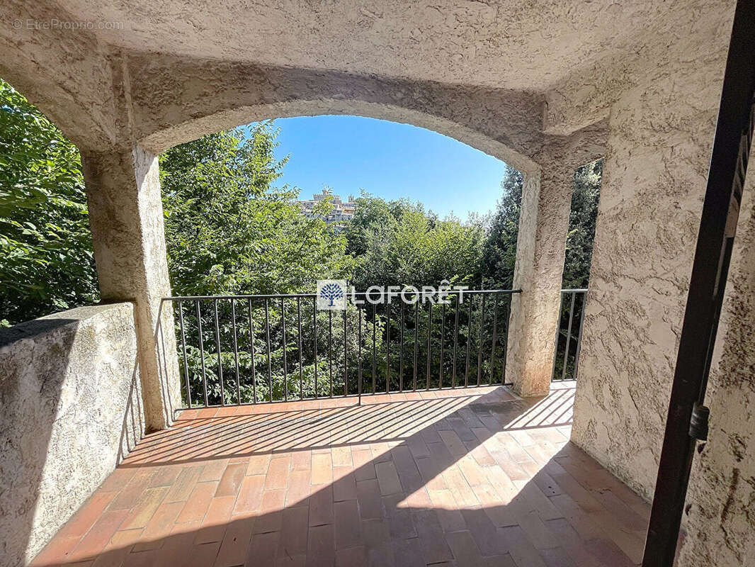 Maison à CAGNES-SUR-MER