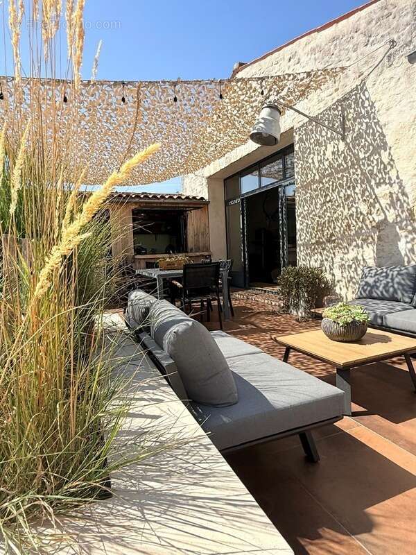 Maison à CROIX-CHAPEAU