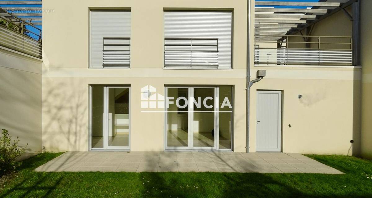 Maison à SAINT-SEBASTIEN-SUR-LOIRE