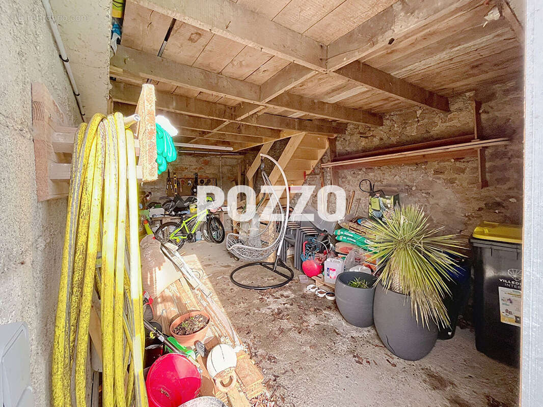 Maison à CHERENCE-LE-HERON