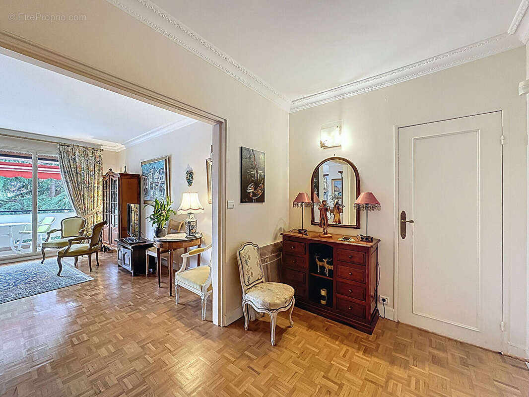 Appartement à SAINT-MAUR-DES-FOSSES