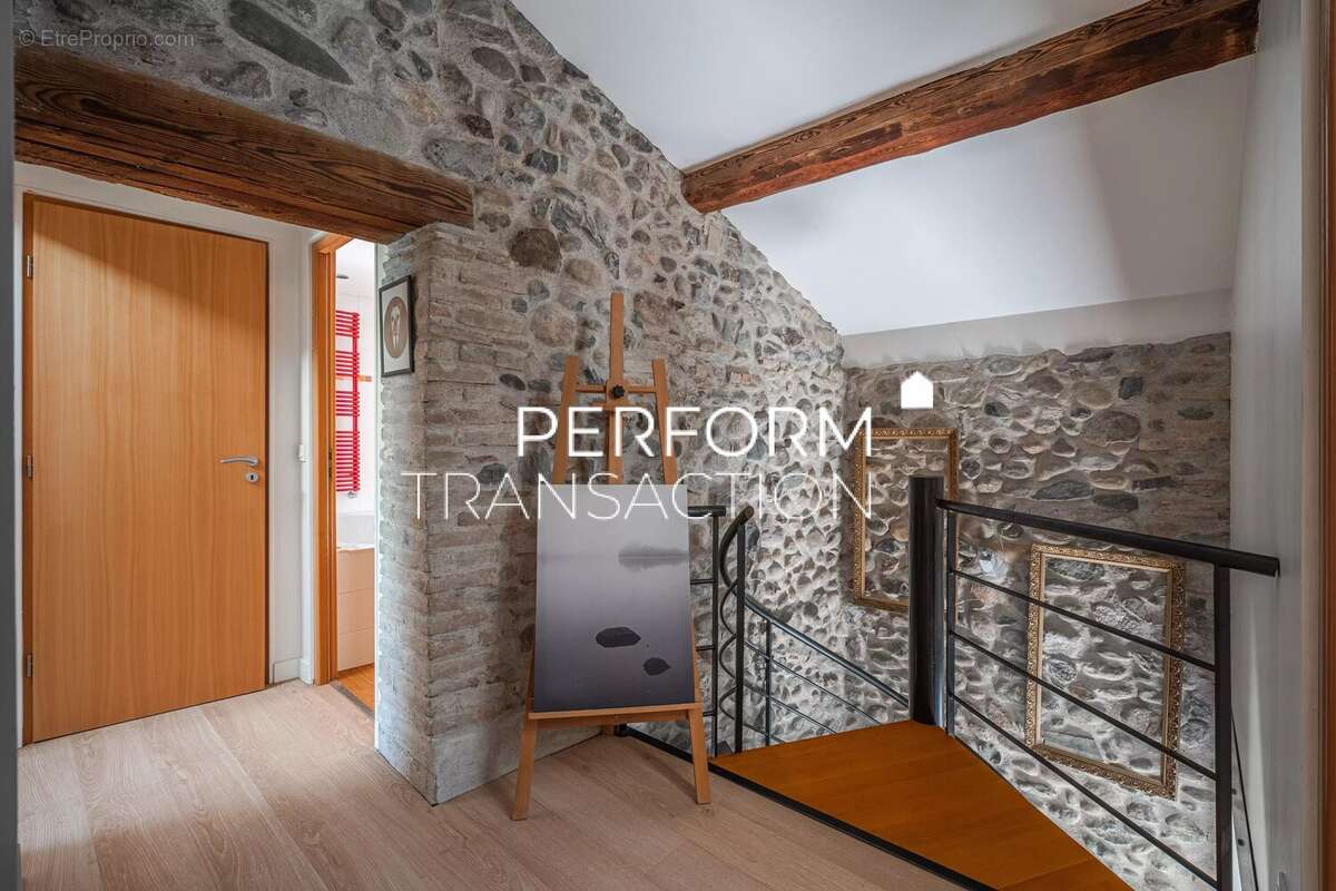 Maison à BRESSON