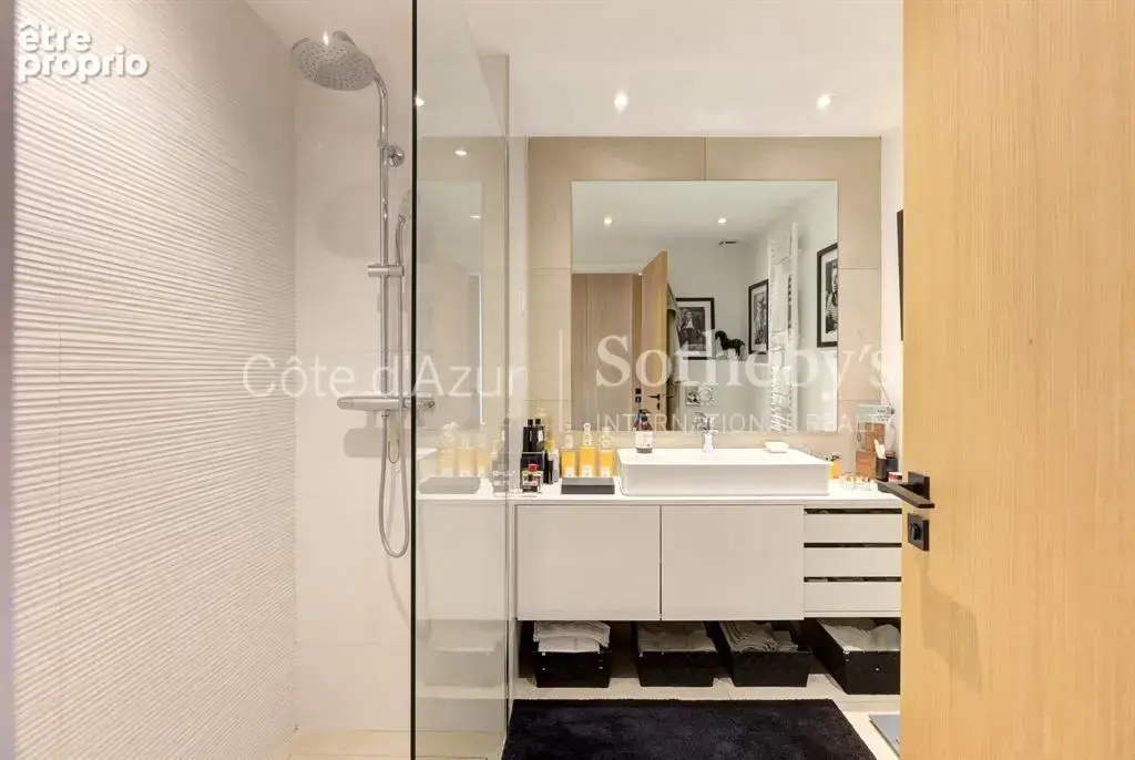 Cannes Californie 3 pièces rénové avec vue panoramique sur la baie de Cannes - photo 8