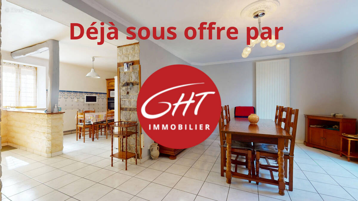 Maison à AVANNE-AVENEY