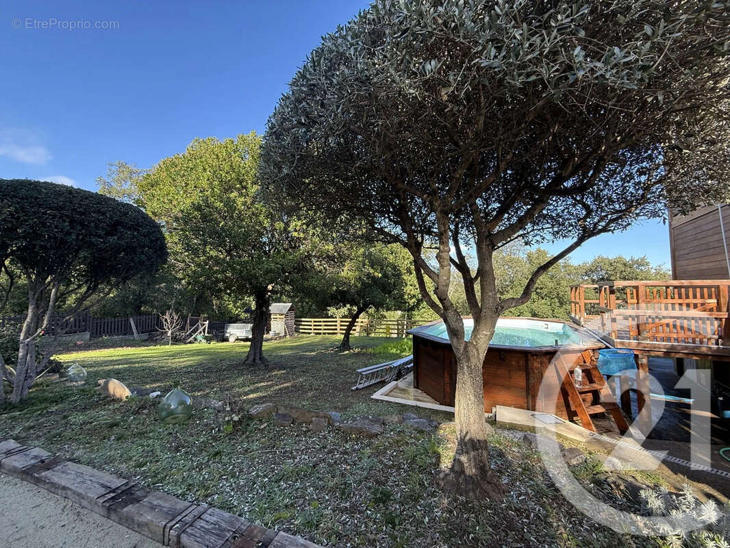 Maison à SANTA-MARIA-POGGIO