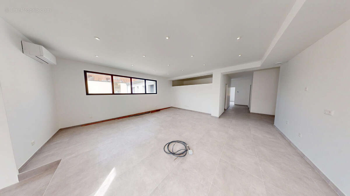 Appartement à SAINT-ANDRE-LES-VERGERS